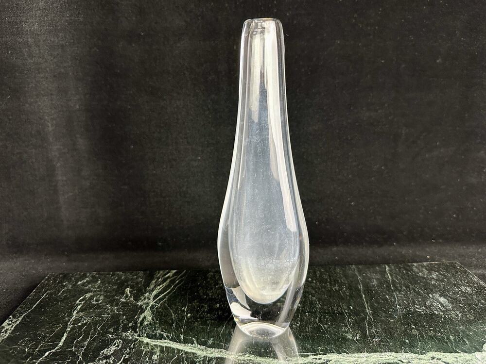 Orrefors Hand Blown Art Glass Flower Bud Vase 8.25 Inches Tall